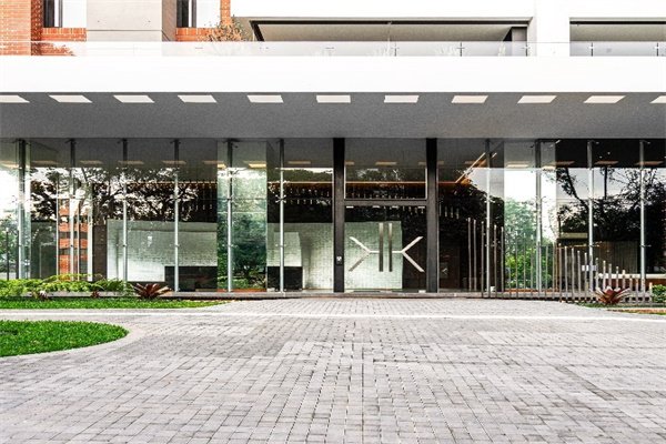 BTG Windows and Tempered Glass Enhance Design and Safety at the Sekkei Building in Guatemala 5 Guatemala Sekkei05