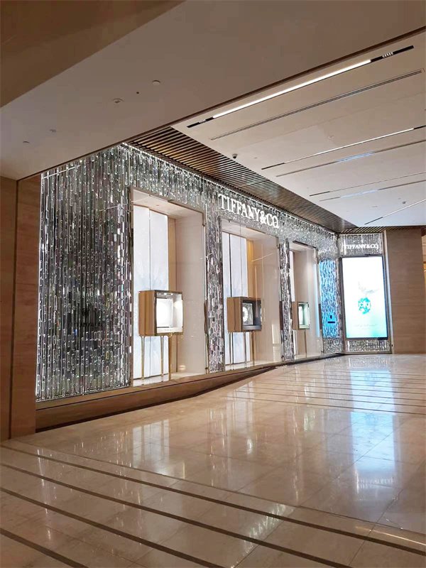 Tiffany & Co. Salhia Complex Store in Kuwait Uses BTG’s P6B Three-Layer SGP Laminated Anti-Theft Glass 3 anti theft glass07