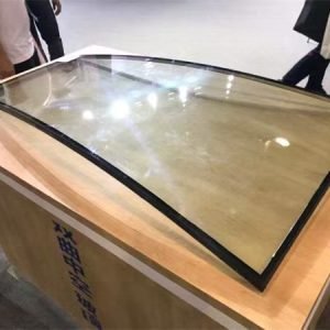 Curved insulating glass