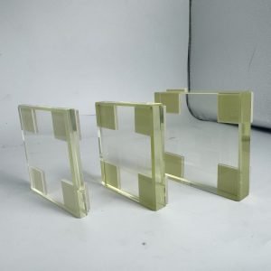 High borosilicate fire-resistant glass
