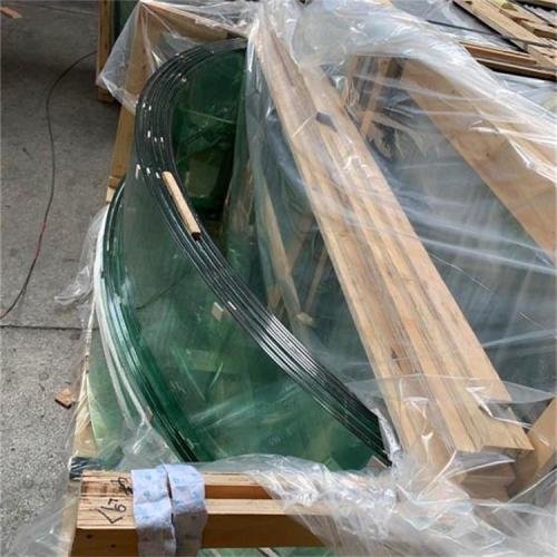 curved laminated glass
