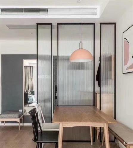 hot melt glass partition