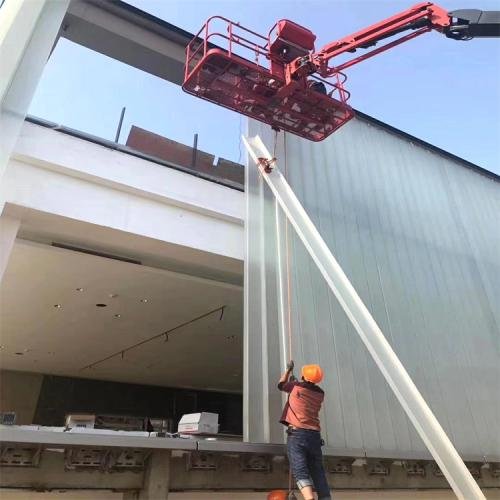 U-shaped glass installation facade